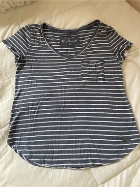 Abercrombie & Fitch Blue and White Striped V-Neck Pocket Tee